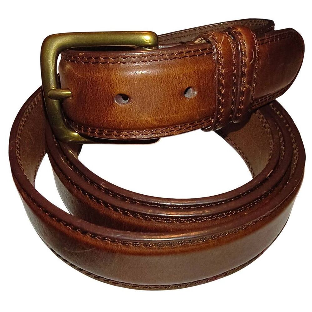 Oil-tanned cowhide belt (model 0304902-210) rugged dark brown full-grain leather